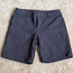 Simply Vera Vera Wang Black Floral Print Shorts Textured Cotton